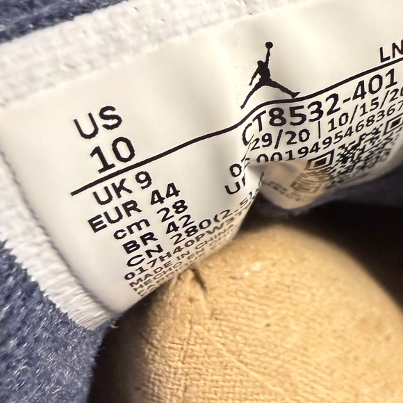 Jordan 3 Retro - Picture 8 of 10